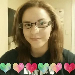 Meet your Posher, Elise